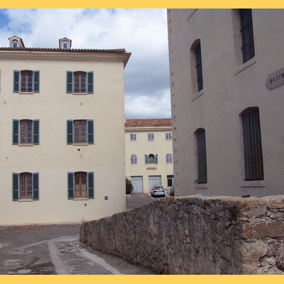 La citadelle d AJACCIO<BR> Les bâtiments centraux