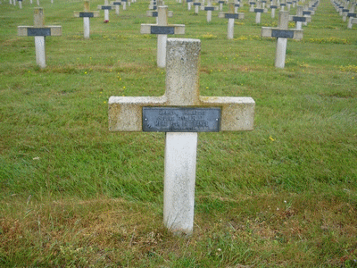 Tombe deAPRILI François à <a HREF=fotom2l.php?necro=99>  <U>Neuville-Saint-Vaast (NÃ©cropole nationale La Targette )</U> </A> 10 2 1861