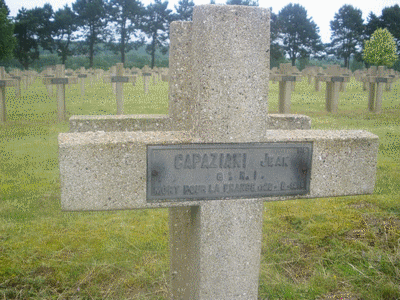 Tombe deGRAZIANI Jean Augustin à <a HREF=fotom2l.php?necro=149>  <U>Ambleny (Necropole Nationale "Le Bois ROBERT "ex-"Bois Roger")</U> </A> K 065