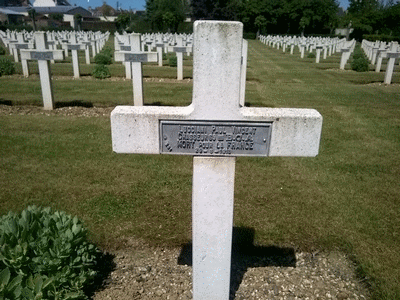 Tombe deLUCIANI Paul Vincent à <a HREF=fotom2l.php?necro=142>  <U>Amiens (NÃ©cropole Nationale "Saint-Acheul)</U> </A> 291