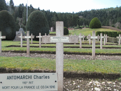 Tombe deANTOMARCHI Charles Louis à <a HREF=fotom2l.php?necro=421>  <U>Remiremont (carrÃ© militaire)</U> </A> 69