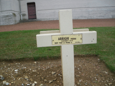 Tombe deARRIGHI Pierre Toussaint à <a HREF=fotom2l.php?necro=67>  <U>Ablain Saint-Nazaire (NÃ©cropole nationale Notre Dame de Lorette )</U> </A> L17 2  19910