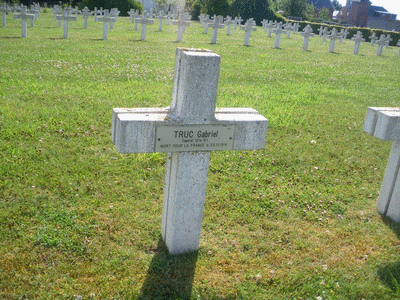 Tombe deTRUC Gabriel à <a HREF=fotom2l.php?necro=132>  <U>Bray-sur-Somme (NÃ©cropole Nationale)</U> </A> 436