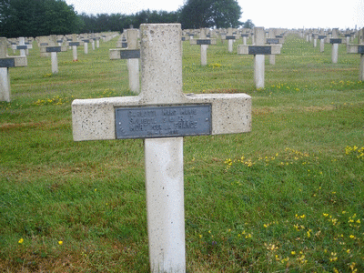 Tombe deCARLOTTI Marc Marie à <a HREF=fotom2l.php?necro=99>  <U>Neuville-Saint-Vaast (NÃ©cropole nationale La Targette )</U> </A> 7 4 1740