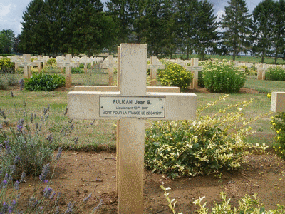 Tombe dePULICANI Jean Baptiste  à <a HREF=fotom2l.php?necro=154>  <U>Cerny-en-Laonnois (NÃ©cropole nationale)</U> </A> 284