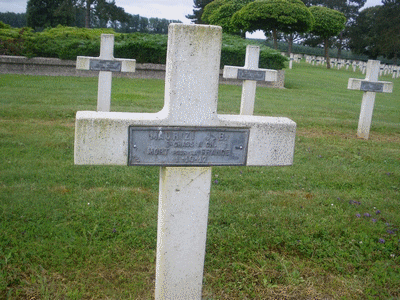 Tombe deMAURIZI Jean Baptiste à <a HREF=fotom2l.php?necro=155>  <U>Champs (NÃ©cropole Nationale)</U> </A> 2-267