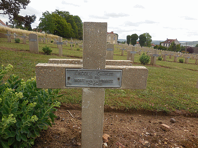 Tombe deERCOLE Charles à <a HREF=fotom2l.php?necro=35>  <U>Chateau-Thierry (Necropole Nationale)</U> </A> 1315