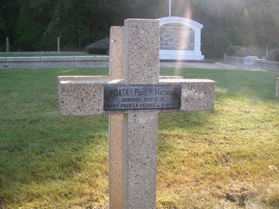 Tombe deFOATA Paul  à <a HREF=fotom2l.php?necro=141>  <U>ClÃ©ry-sur-Somme (NÃ©cropole Nationale "Bois-des-Ouvrages")</U> </A> 1048