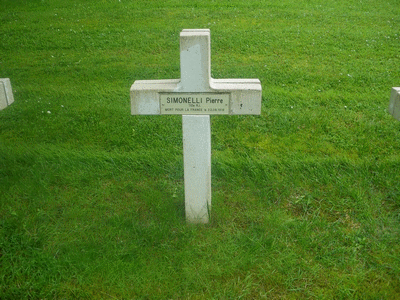 Tombe deSIMONELLI Pierre Joseph à <a HREF=fotom2l.php?necro=157>  <U>Crecy-au-Mont (NÃ©cropole Nationale)</U> </A> 4 2