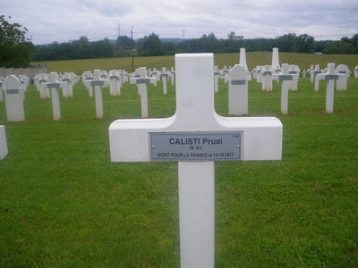 Tombe deCALISTI Pascal  à <a HREF=fotom2l.php?necro=158>  <U>Crouy (NÃ©cropole militaire)</U> </A> F 382