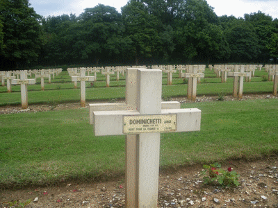 Tombe deDOMINICHETTI Ange François à <a HREF=fotom2l.php?necro=67>  <U>Ablain Saint-Nazaire (NÃ©cropole nationale Notre Dame de Lorette )</U> </A> 87-1-17407