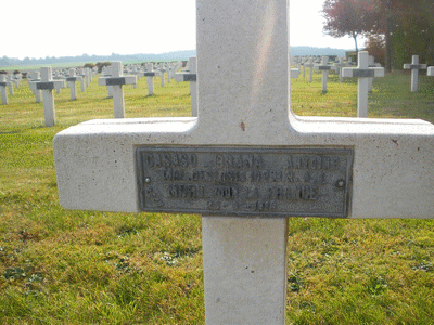 Tombe deCASASOBRANA Antoine Martin à <a HREF=fotom2l.php?necro=68>  <U>Dompierre-Becquincourt (NÃ©cropole nationale)</U> </A> 2347