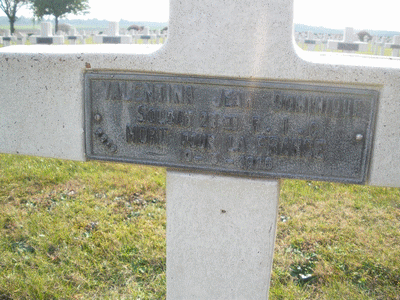 Tombe deVALENTINI Jean Dominique à <a HREF=fotom2l.php?necro=68>  <U>Dompierre-Becquincourt (NÃ©cropole nationale)</U> </A> 2829