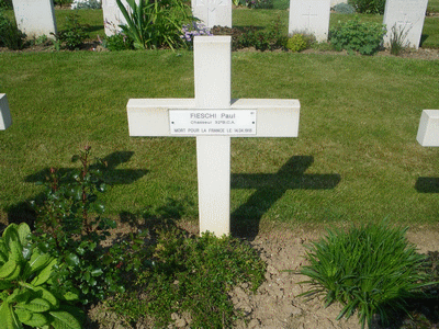 Tombe deFIESCHI Paul à <a HREF=fotom2l.php?necro=111>  <U>MÃ©teren (Military Cemetery)</U> </A> 61