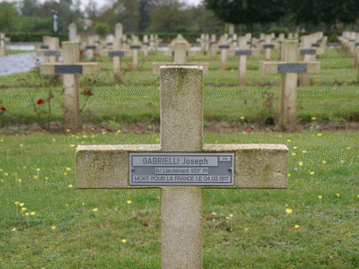 Tombe deGABRIELLI Joseph Etienne  à <a HREF=fotom2l.php?necro=5>  <U>Cernay (cimetiÃ¨re National)</U> </A> Carr&eacute; 14/18 Tombe 874