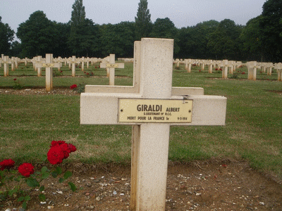 Tombe deGIRALDI Albert à <a HREF=fotom2l.php?necro=67>  <U>Ablain Saint-Nazaire (NÃ©cropole nationale Notre Dame de Lorette )</U> </A> 14 -10 -2836