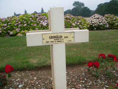 Tombe deGRIMALDI Jean François à <a HREF=fotom2l.php?necro=67>  <U>Ablain Saint-Nazaire (NÃ©cropole nationale Notre Dame de Lorette )</U> </A> L20-1-19383