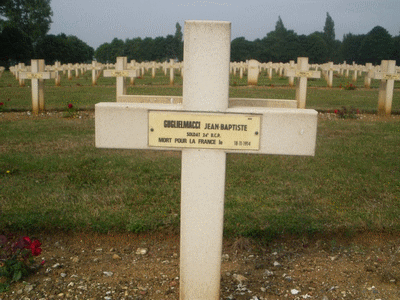 Tombe deGUGLIELMACCI Jean Baptiste à <a HREF=fotom2l.php?necro=67>  <U>Ablain Saint-Nazaire (NÃ©cropole nationale Notre Dame de Lorette )</U> </A> 27 - 4 -5305