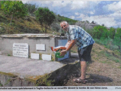 Tombe deSICURANI Pascal à EnterrÃ© en CORSE Terrain priv&eacute;