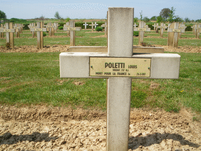 Tombe dePOLETTI Louis à <a HREF=fotom2l.php?necro=145>  <U>Hattencourt (NÃ©cropole Nationale)</U> </A> 546