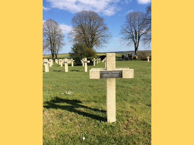 Tombe deISTRIA Philippe  à <a HREF=fotom2l.php?necro=63>  <U>Avocourt (nÃ©cropole nationale)</U> </A> 76