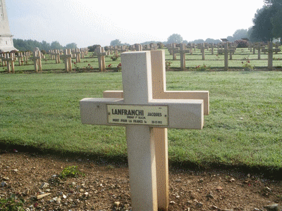 Tombe deLANFRANCHI (de) Alphonse  à <a HREF=fotom2l.php?necro=67>  <U>Ablain Saint-Nazaire (NÃ©cropole nationale Notre Dame de Lorette )</U> </A> 44 9-8812