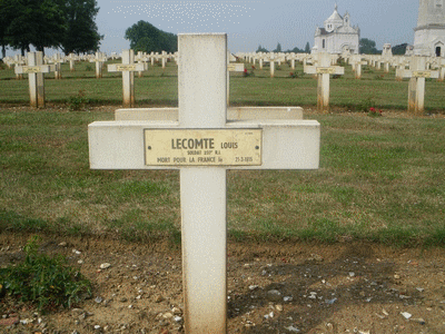 Tombe deLECOMTE Louis Joseph Jules à <a HREF=fotom2l.php?necro=67>  <U>Ablain Saint-Nazaire (NÃ©cropole nationale Notre Dame de Lorette )</U> </A> 71 4-14262