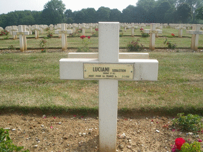 Tombe deLUCIANI Sébastien à <a HREF=fotom2l.php?necro=67>  <U>Ablain Saint-Nazaire (NÃ©cropole nationale Notre Dame de Lorette )</U> </A> 59-03-11853