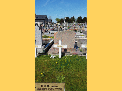 Tombe deLECCIA Jacques à <a HREF=fotom2l.php?necro=337>  <U>CrÃ©py-en-Valois (CarrÃ© militaire)</U> </A> 