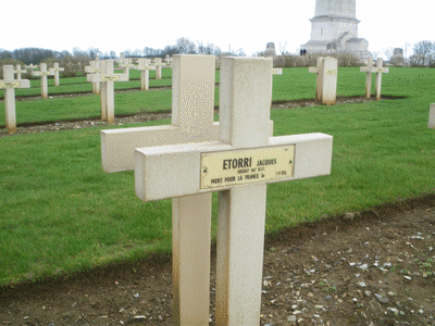 Tombe deETTORI Jacques  à <a HREF=fotom2l.php?necro=67>  <U>Ablain Saint-Nazaire (NÃ©cropole nationale Notre Dame de Lorette )</U> </A> 49- 3-9691