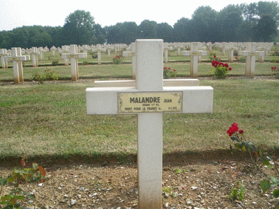 Tombe deMALANDRE Jean à <a HREF=fotom2l.php?necro=67>  <U>Ablain Saint-Nazaire (NÃ©cropole nationale Notre Dame de Lorette )</U> </A> 59-3-11842