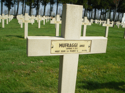 Tombe deMUFRAGGI Ange Marie à <a HREF=fotom2l.php?necro=130>  <U>Marcelcave  (CimetiÃ¨re national des buttes)  </U> </A> 1036