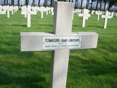 Tombe deTOMASINI Jean Jacques à <a HREF=fotom2l.php?necro=130>  <U>Marcelcave  (CimetiÃ¨re national des buttes)  </U> </A> 1065