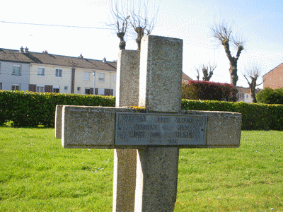 Tombe deSTEFANI Jules à <a HREF=fotom2l.php?necro=277>  <U>Montdidier (NÃ©cropole Nationale)</U> </A> 195