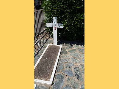 Tombe deCASABIANCA Albert à <a HREF=fotom2l.php?necro=341>  <U>Bastia (CarrÃ© militaire du cimetiÃ¨re Montesoro)</U> </A> 