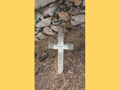 Tombe deMORACCHINI Paul Toussaint à <a HREF=fotom2l.php?necro=131>  <U>Ajaccio (CarrÃ© militaire du cimetiÃ¨re Saint-Antoine)</U> </A> D-38