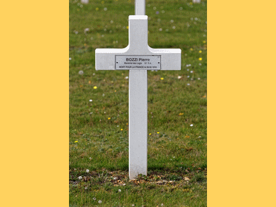 Tombe deBOZZI Pierre à <a HREF=fotom2l.php?necro=320>  <U>Noviant-aux-PrÃ©s -Â NÃ©cropole nationale</U> </A> 574