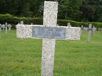 Tombe deOLIVA Ange Marie à <a HREF=fotom2l.php?necro=26>  <U>Orbey Le Wettstein, cimetiÃ¨re des Chasseurs  du Linge</U> </A> 1356