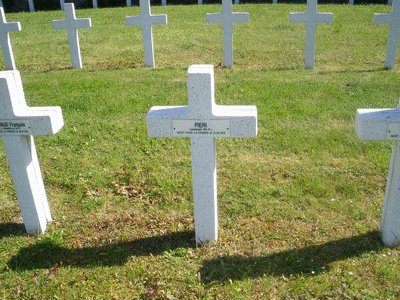 Tombe dePIERI Charles à <a HREF=fotom2l.php?necro=124>  <U>Maroeuil (CimetiÃ¨re communal)</U> </A> 4-211