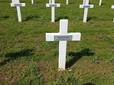 Tombe dePAOLINI Crescent à <a HREF=fotom2l.php?necro=333>  <U>Senlis (NÃ©cropole nationale)</U> </A> 864