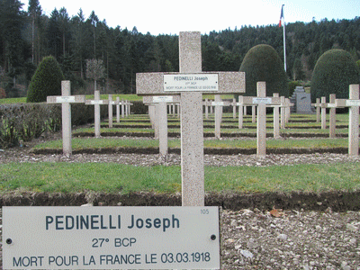 Tombe dePEDINIELLI Joseph Marcel à <a HREF=fotom2l.php?necro=421>  <U>Remiremont (carrÃ© militaire)</U> </A> 105