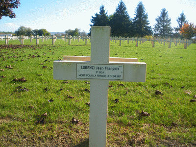 Tombe deLORENZI Jean François à <a HREF=fotom2l.php?necro=166>  <U>Pontavert (NÃ©cropole Nationale)</U> </A> 4652