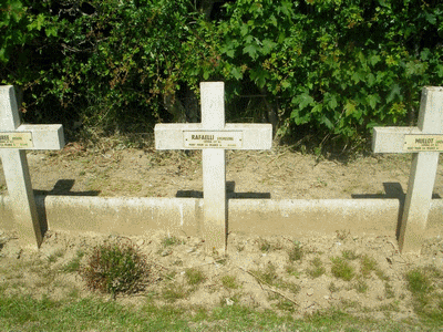 Tombe deRAFFAELLI Sylvestre à <a HREF=fotom2l.php?necro=121>  <U>Gouy-Servins (CarrÃ© militaire)</U> </A>  16-332