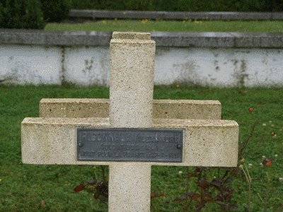 Tombe deRIGONNAUX Alexandre à <a HREF=fotom2l.php?necro=5>  <U>Cernay (cimetiÃ¨re National)</U> </A> 2eCarr&eacute; 14/18  Tombe 88