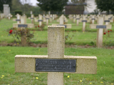 Tombe deROCCHESANI Joseph Marie à <a HREF=fotom2l.php?necro=5>  <U>Cernay (cimetiÃ¨re National)</U> </A> 2eCarr&eacute; 14/18  Tombe 893