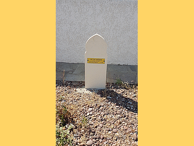 Tombe deALI OU HASSEIN à <a HREF=fotom2l.php?necro=343>  <U>Saint-Florent (NN "CimetiÃ¨re des Tabors")</U> </A> 