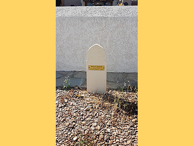 Tombe deMOHA OU NACEUR à <a HREF=fotom2l.php?necro=343>  <U>Saint-Florent (NN "CimetiÃ¨re des Tabors")</U> </A> 