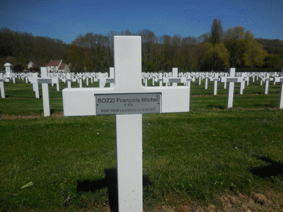 Tombe deBOZZI François Michel à <a HREF=fotom2l.php?necro=170>  <U>Vailly-sur-Aisne (NÃ©cropole Nationale)</U> </A> 395