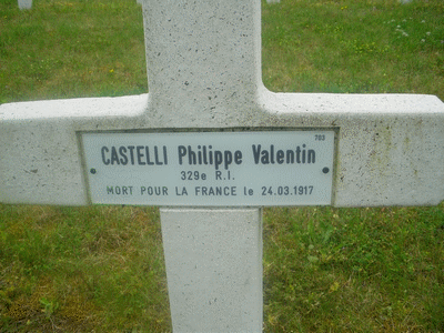 Tombe deCASTELLI Philippe Ignace Valentin à <a HREF=fotom2l.php?necro=171>  <U>Vauxaillon (nÃ©cropole Nationale)</U> </A> 703