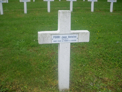 Tombe dePORRI Jean Antoine à <a HREF=fotom2l.php?necro=171>  <U>Vauxaillon (nÃ©cropole Nationale)</U> </A> 116